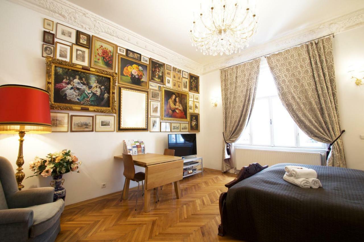 Apartment 7th Heaven Center